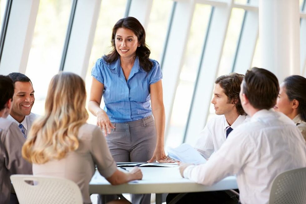 Pandemia Golpea Fuerza Laboral Femenina Revista Summa