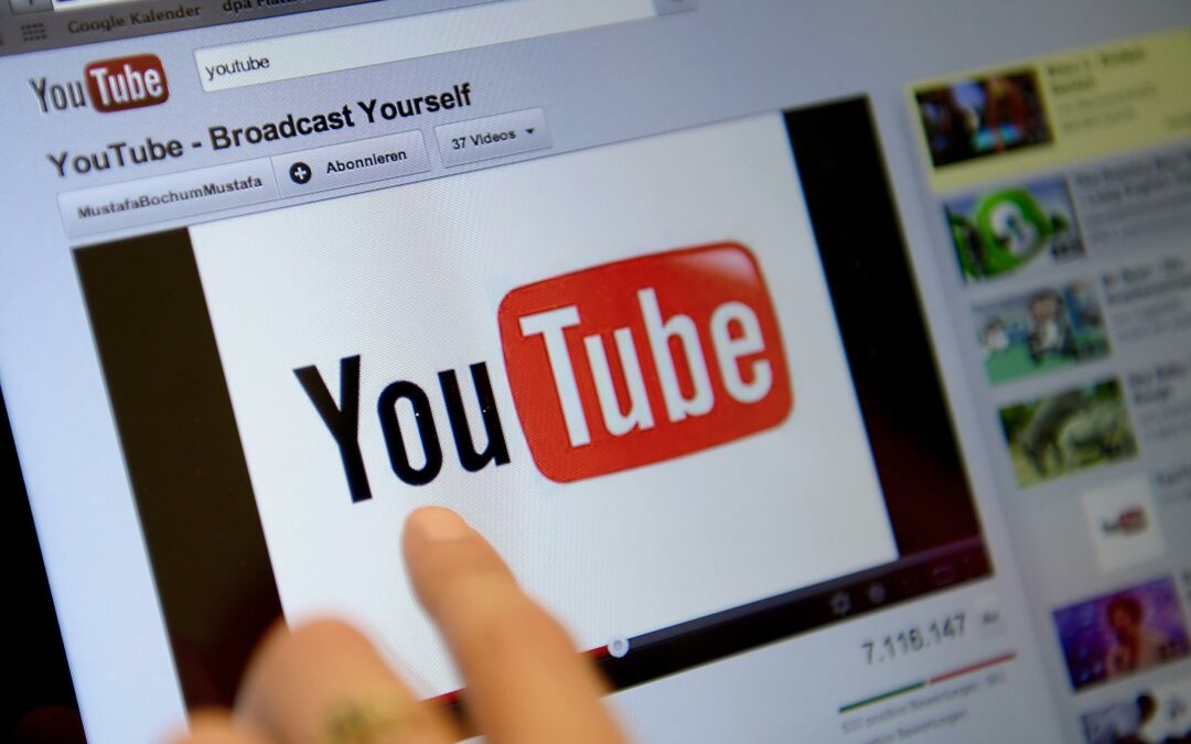 YouTube lanza en EE.UU. un servicio de videos cortos para competir con TikTok