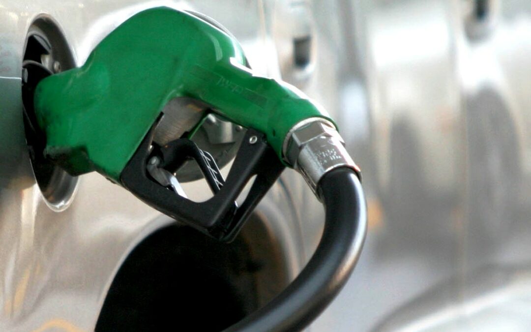 Panamá extiende hasta el 22 de abril la congelación del precio de los combustibles