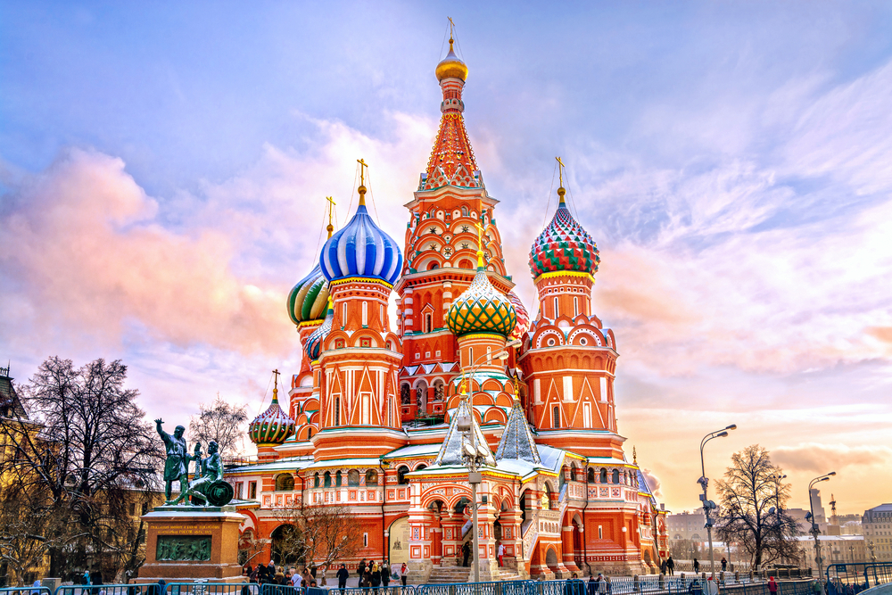 Rusia prepara restricciones de visado para «países inamistosos»