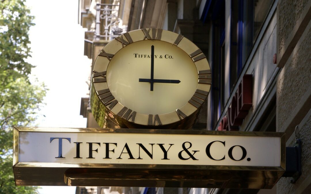 Grupo LVMH obtiene aval de accionistas de la joyería Tiffany para comprarla