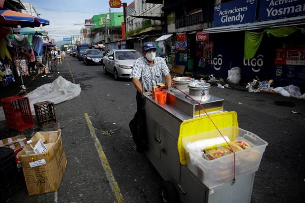 El Salvador establece nuevas fechas para abrir la economía mientras bajan los casos
