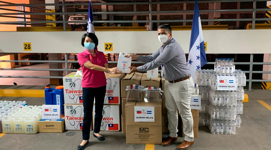 Taiwán entrega donativo de bioseguridad a Honduras
