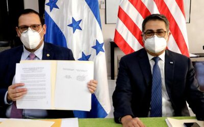 Honduras y Estados Unidos firman convenio para la reactivación económica y generar empleos