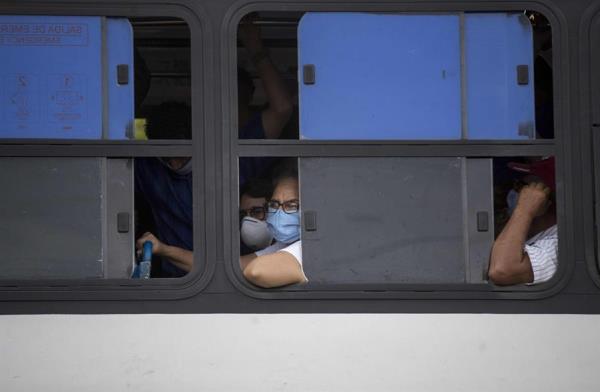 Panamá moviliza hacia la frontera a nicaragüenses que quieren volver a su país