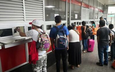 Cuarto grupo de nicaragüenses sale de Panamá para regresar a su país
