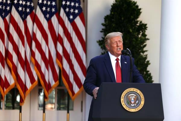 Trump da un paso atrás y decide no suspender las visas de estudiantes extranjeros