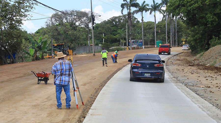 Honduras se alista para transformar el sistema carretero de Islas de la Bahía
