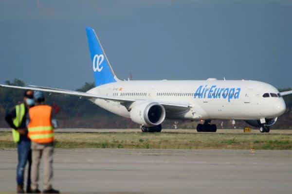 Gobierno de Maduro suspende la actividad aerocomercial de Air Europa en Venezuela