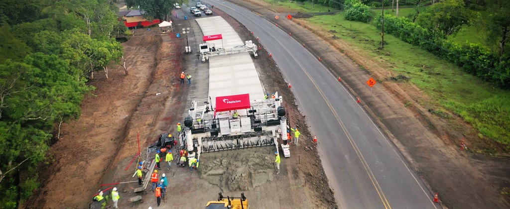 Costa Rica: Avanza construcción de carretera Cañas-Limonal con nuevo tren de pavimentación