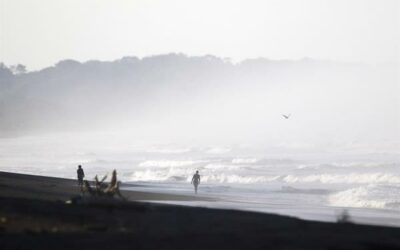 Costa Rica instalará un sistema para interceptar los residuos flotantes en el mar