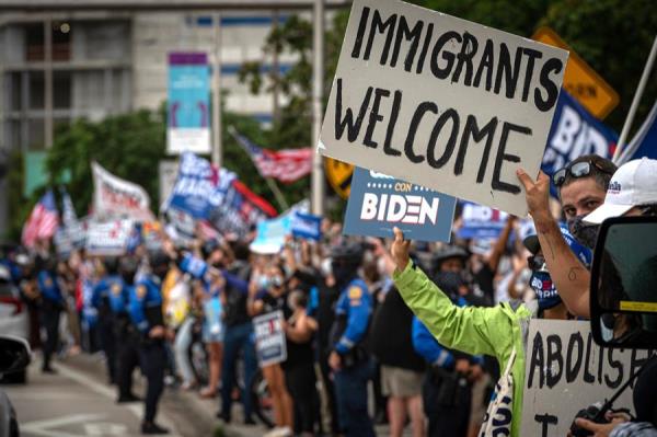 Biden no podrá hacer grandes cambios al sistema migratorio, dicen expertos
