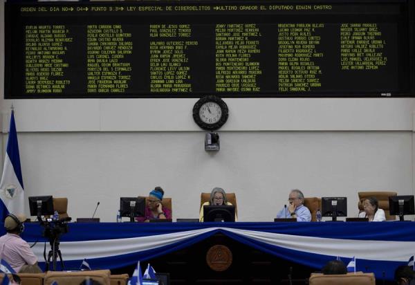 Diputados sandinistas dan el primer sí a la cadena perpetua en Nicaragua
