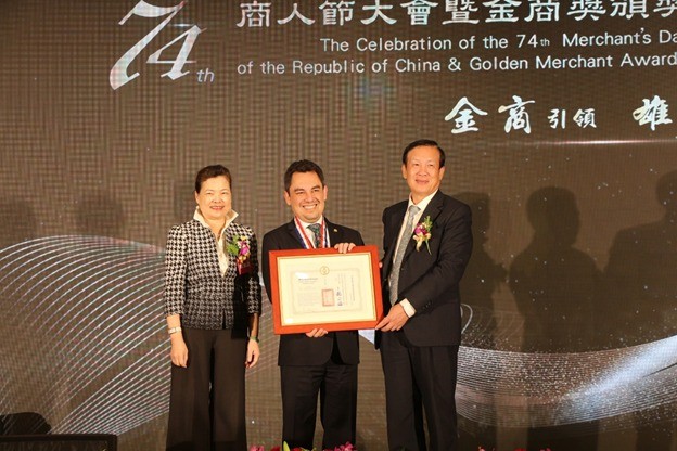 Guatemala recibe en Taiwán el premio “Golden Merchant Award”
