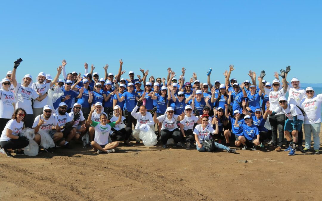 Grupo Acos y Bridgestone se unen para donar más de 160 diarios de comida a voluntarios de limpieza playas