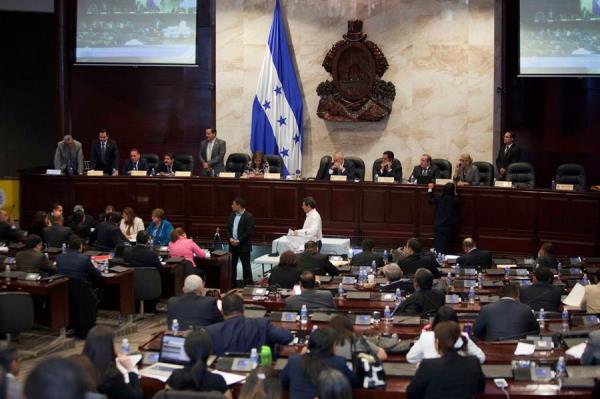 ONU pide al Parlamento hondureño omitir un proyecto que busca prohibir el aborto