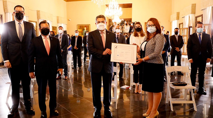 Presidencia de Honduras, la primera en Centroamérica en recibir certificado internacional de calidad