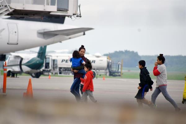 Gobierno pide a hondureños no emprender viaje a EE.UU. porque ya empezó proceso de expulsión inmediata