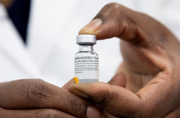 Panamá recibirá este enero las primeras 40.000 dosis de la vacuna Pfizer