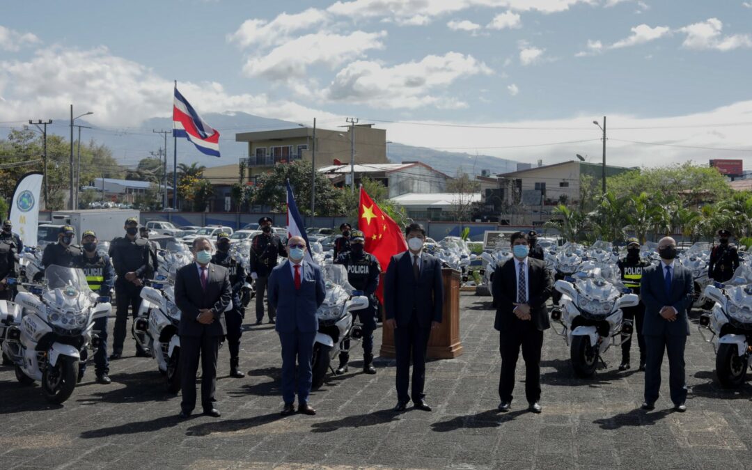 China dona a Costa Rica más de ₡3.000 millones en motocicletas y equipos para resguardar seguridad ciudadana