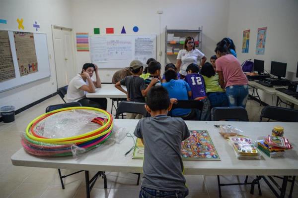 Gobierno de Biden reactivará centro para alojar a menores migrantes