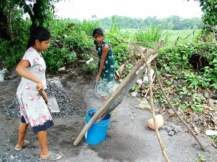 América Latina y el Caribe se alejan de la meta de eliminar el trabajo infantil a causa de la pandemia
