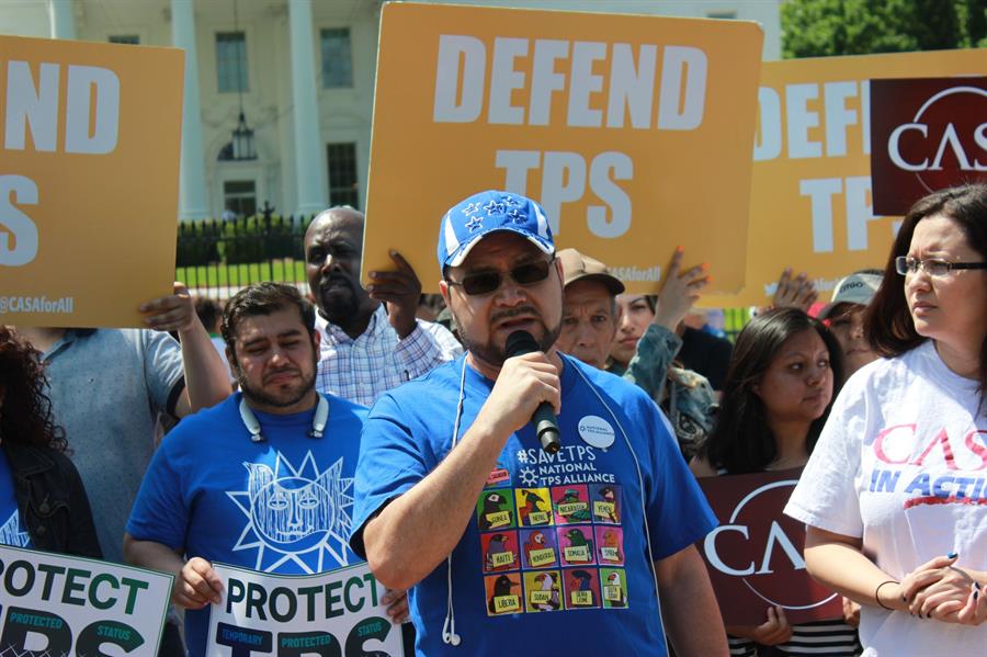 Cientos de hondureños viajan hacia la Casa Blanca para pedir un nuevo TPS
