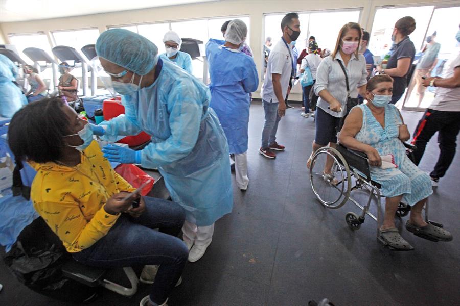 Países de la región claman urgencia de una vacunación equitativa y una recuperación transformadora