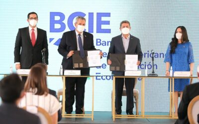 Honduras comprará 2,8 millones de dosis de vacunas con financiamiento del BCIE