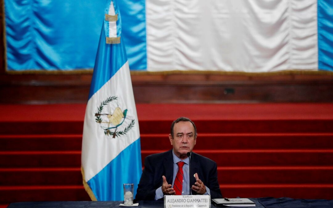 Presidente de Guatemala busca instalar una «agenda» de impunidad, dice una ONG