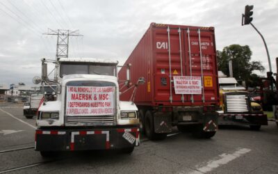 Transportistas de carga inician una huelga indefinida en Panamá