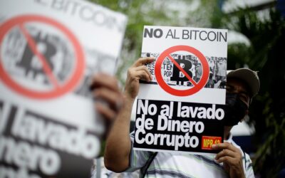 Salvadoreños denuncian ante una ONG el uso ilegal de datos en la billetera bitcóin