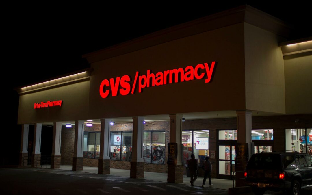 Cadena de farmacias CVS anuncia el cierre de 900 establecimientos