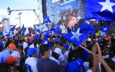 Hondureños en el extranjero lamentan que no podrán elegir presidente del país