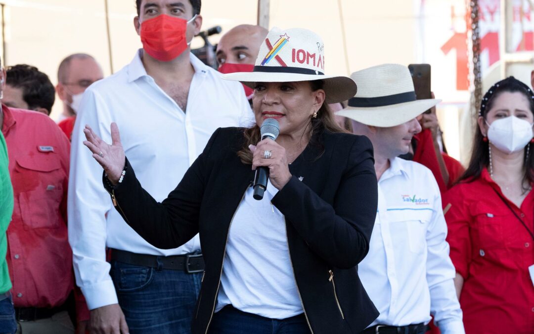 Xiomara Castro asume un nuevo reto para sacar del poder a Hernández en Honduras