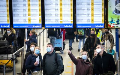 Más de 2.000 vuelos cancelados en todo el mundo ante el avance de ómicron