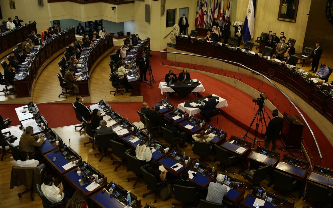 Congreso salvadoreño aprueba una tercera ampliación del régimen de excepción