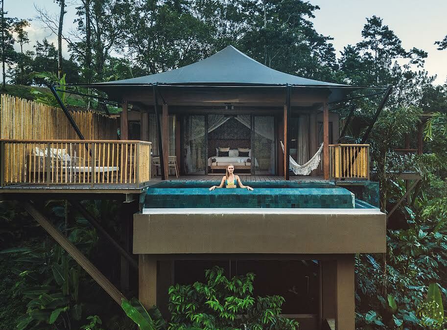 Condé Nast Traveler señala al hotel Nayara Tented Camp como uno de los mejores de Costa Rica