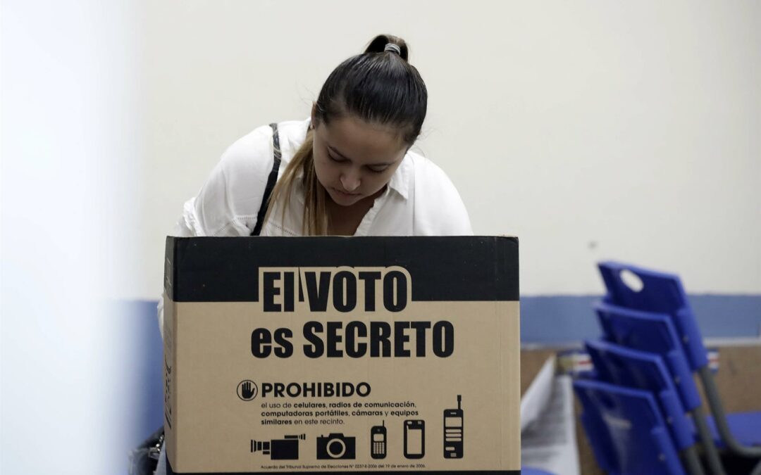 Encuesta revela que es poco probable un triunfo en la primera vuelta de elecciones en Costa Rica