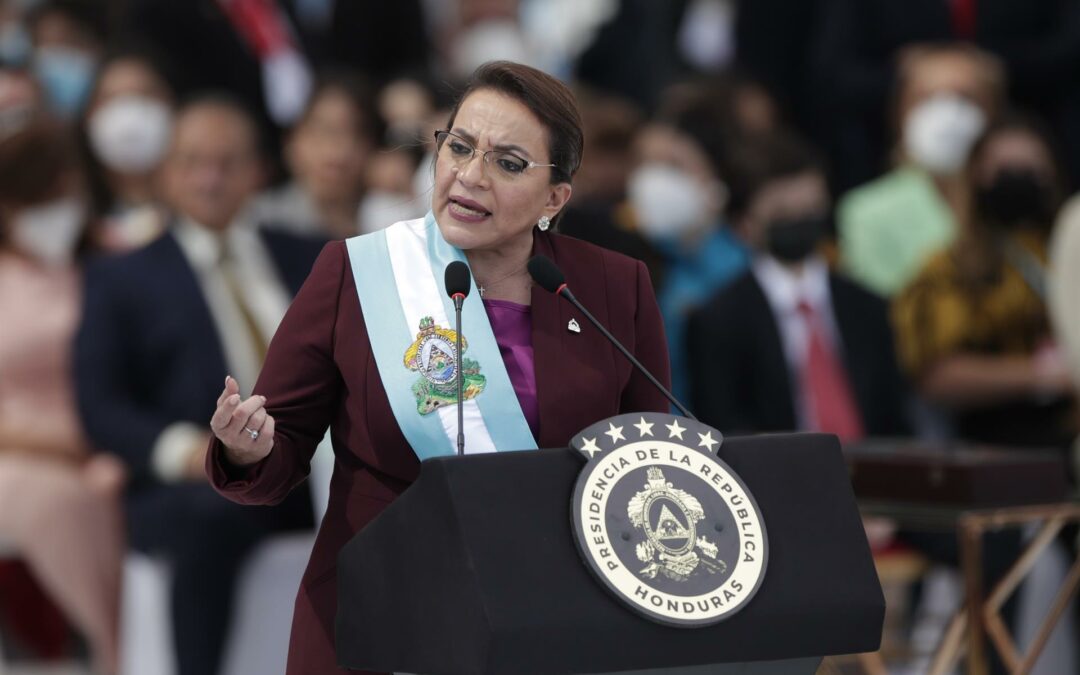 Presidenta hondureña inicia su mandato con un Parlamento que sigue dividido