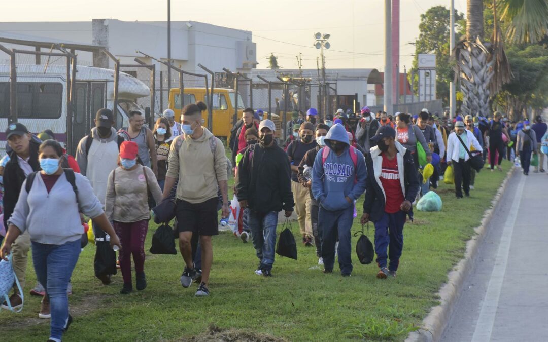 Experto sugiere acuerdos de Honduras con México y EE.UU. para reducir migración