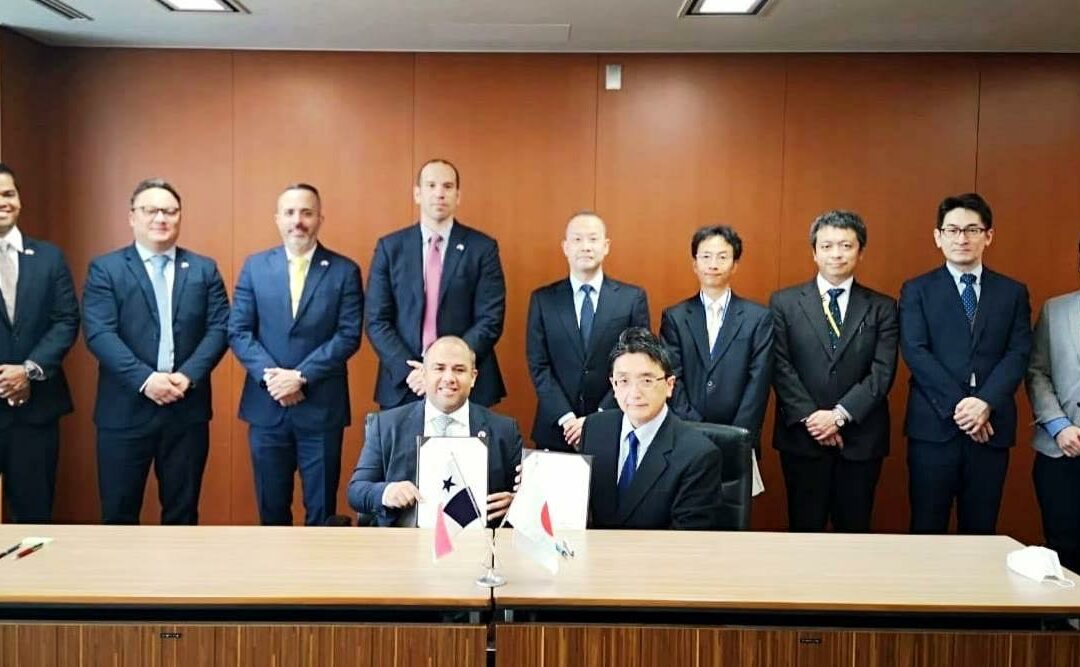 Panamá y Japón firman acuerdo en beneficio de la gente de mar panameña
