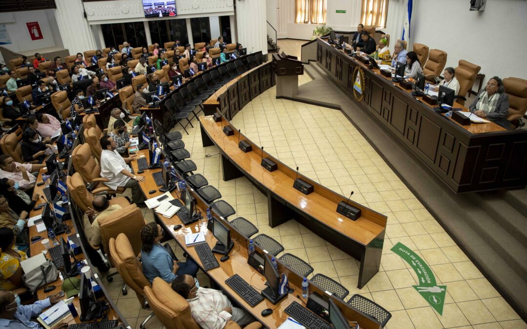 Parlamento de Nicaragua cancela otras 25 ONG a petición del Gobierno