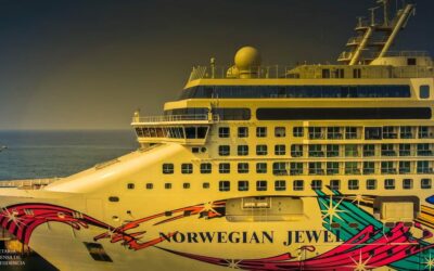 El Salvador recibe al crucero Norwegian Jewel,la embarcación turística más grande que llega a ese país