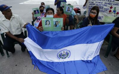 Grupo de salvadoreños parte a México en busca de migrantes desaparecidos