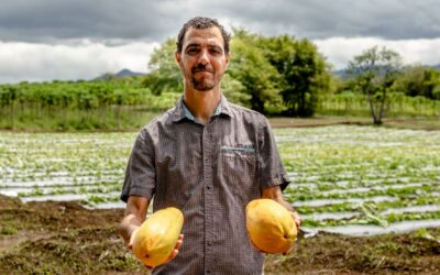 Walmart impulsa el desarrollo y diversificación de 259 agricultores en Costa Rica