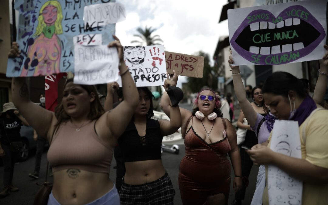 Colectivo feminista protestó en contra del Gobierno entrante de Costa Rica