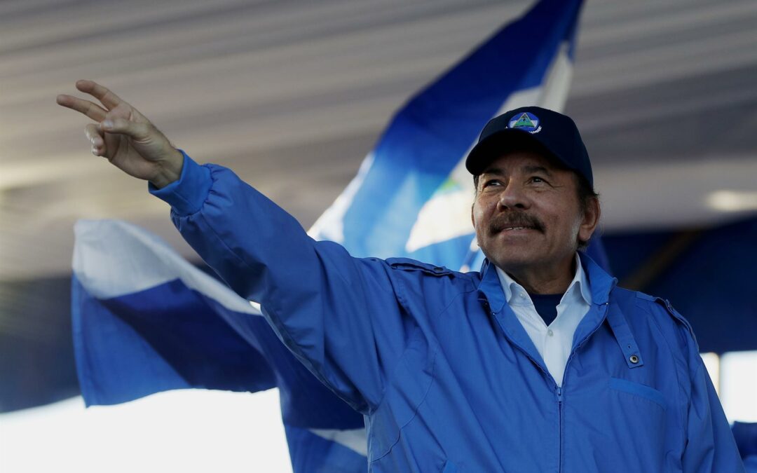 Ortega ordena cerrar la Academia Nicaragüense de la Lengua y otras 82 ONG