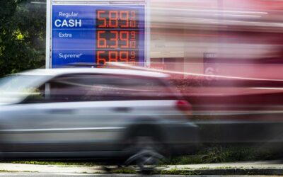 Panamá anuncia congelamiento del precio del combustible para autos particulares