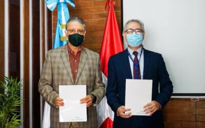 Asodel y Swisscontact firman compromiso para crecimiento de cadena láctea de Guatemala